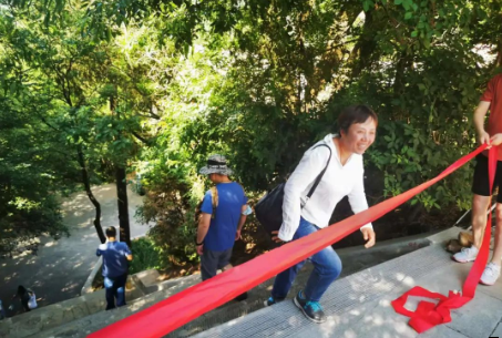 助力文旅市场 展示产投风采——乐动网页版·官方站在线登入-乐动(中国)
组织开展员工登山比赛活动(图7) 助力文旅市场 展示产投风采——乐动网页版·官方站在线登入-乐动(中国)
组织开展员工登山比赛活动(图7)
