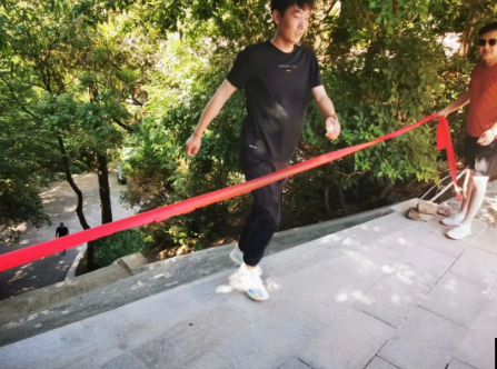 助力文旅市场 展示产投风采——乐动网页版·官方站在线登入-乐动(中国)
组织开展员工登山比赛活动(图9) 助力文旅市场 展示产投风采——乐动网页版·官方站在线登入-乐动(中国)
组织开展员工登山比赛活动(图9)